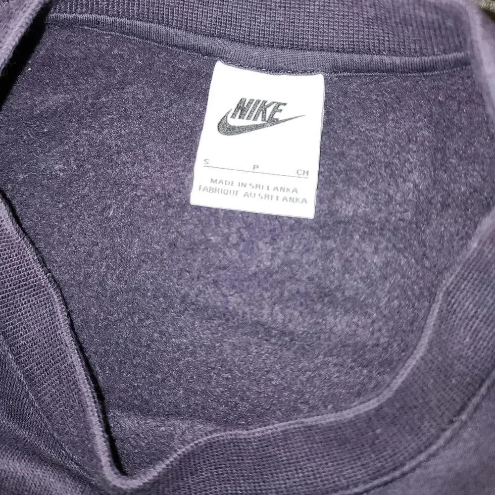 Nike Women's Purple and Navy Sweatshirt